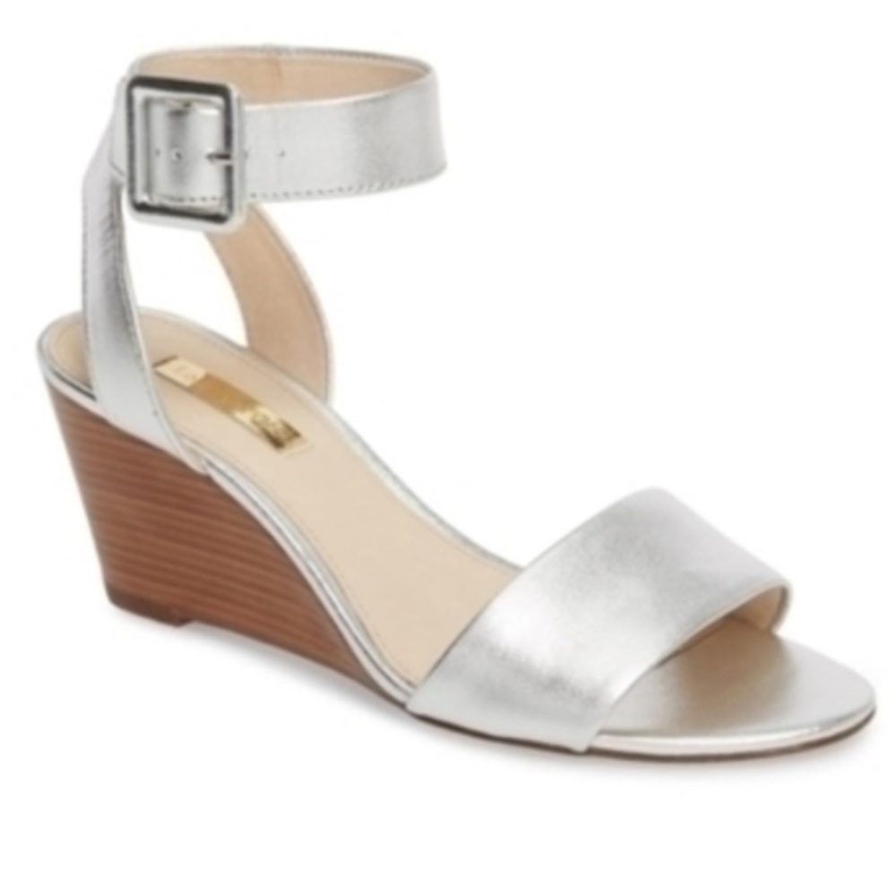 NWT New In Box Louise Et Cie Wedges Sandals